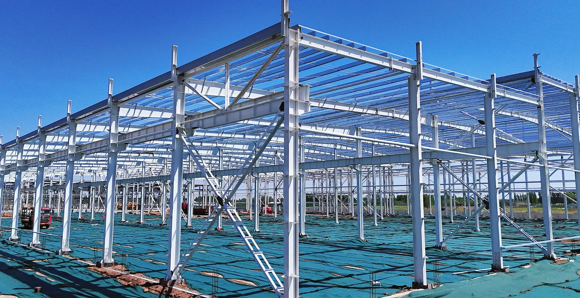 Your Reliable Partner in
Comprehensive Steel Structure Solutions