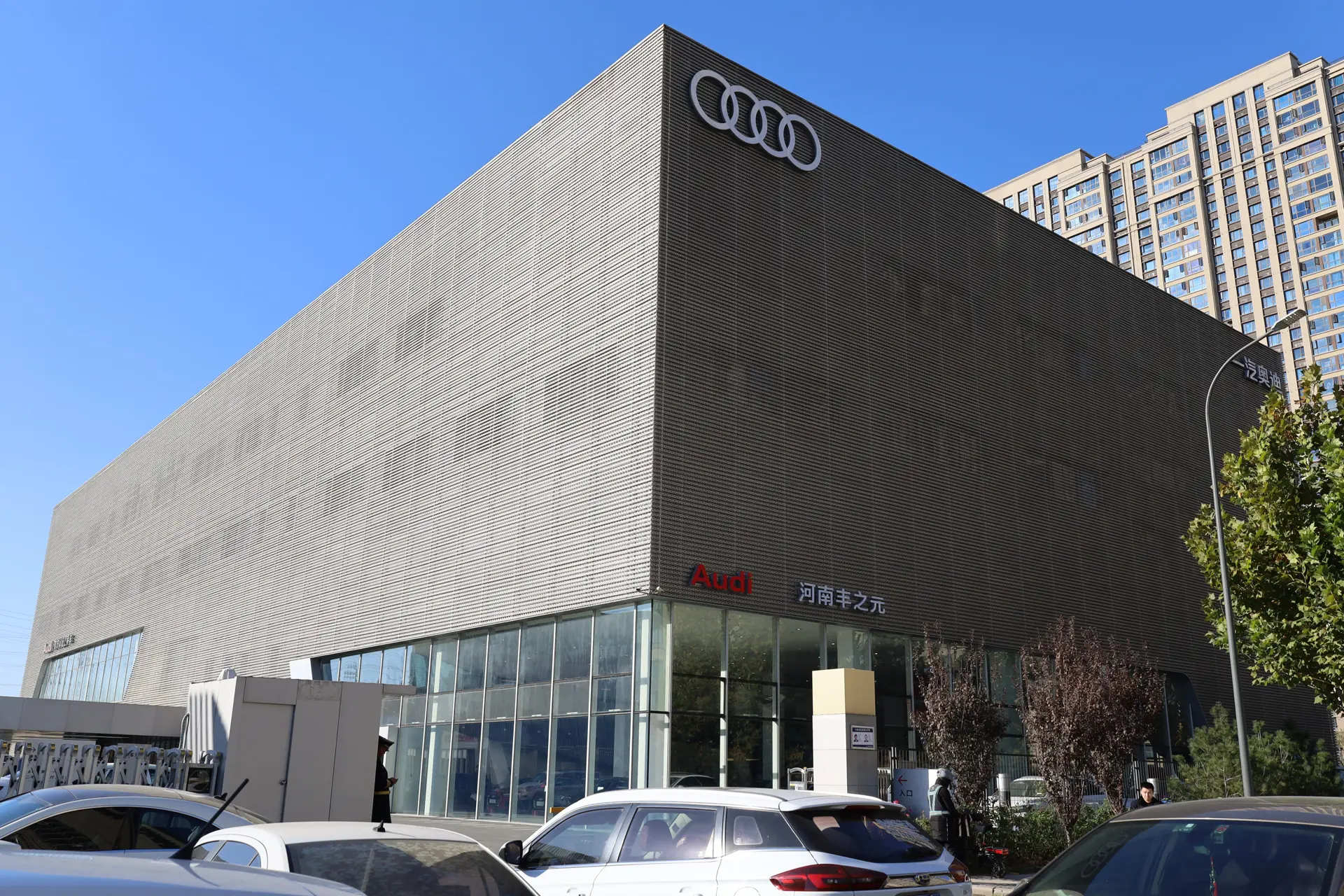 Shizhenshiye: Steel Structure Warehouse