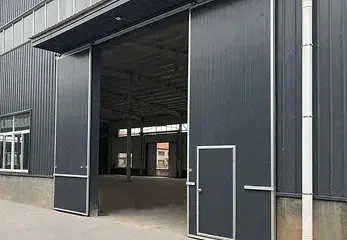Sliding door